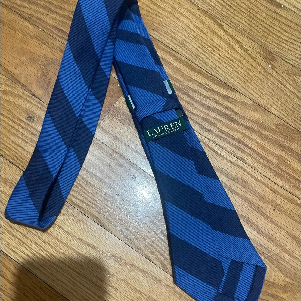 Ralph Lauren Blue Striped Men's Tie - Picture 6 of 6